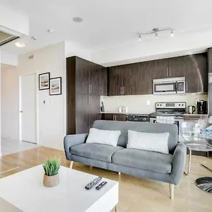 Heart Of Downtown Close To Cn Tower Apartment