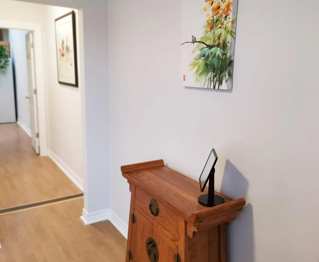 Cozy Private Rm Heart Of North York Free Parking Full Kitchen Close To Downtown Apartment Toronto